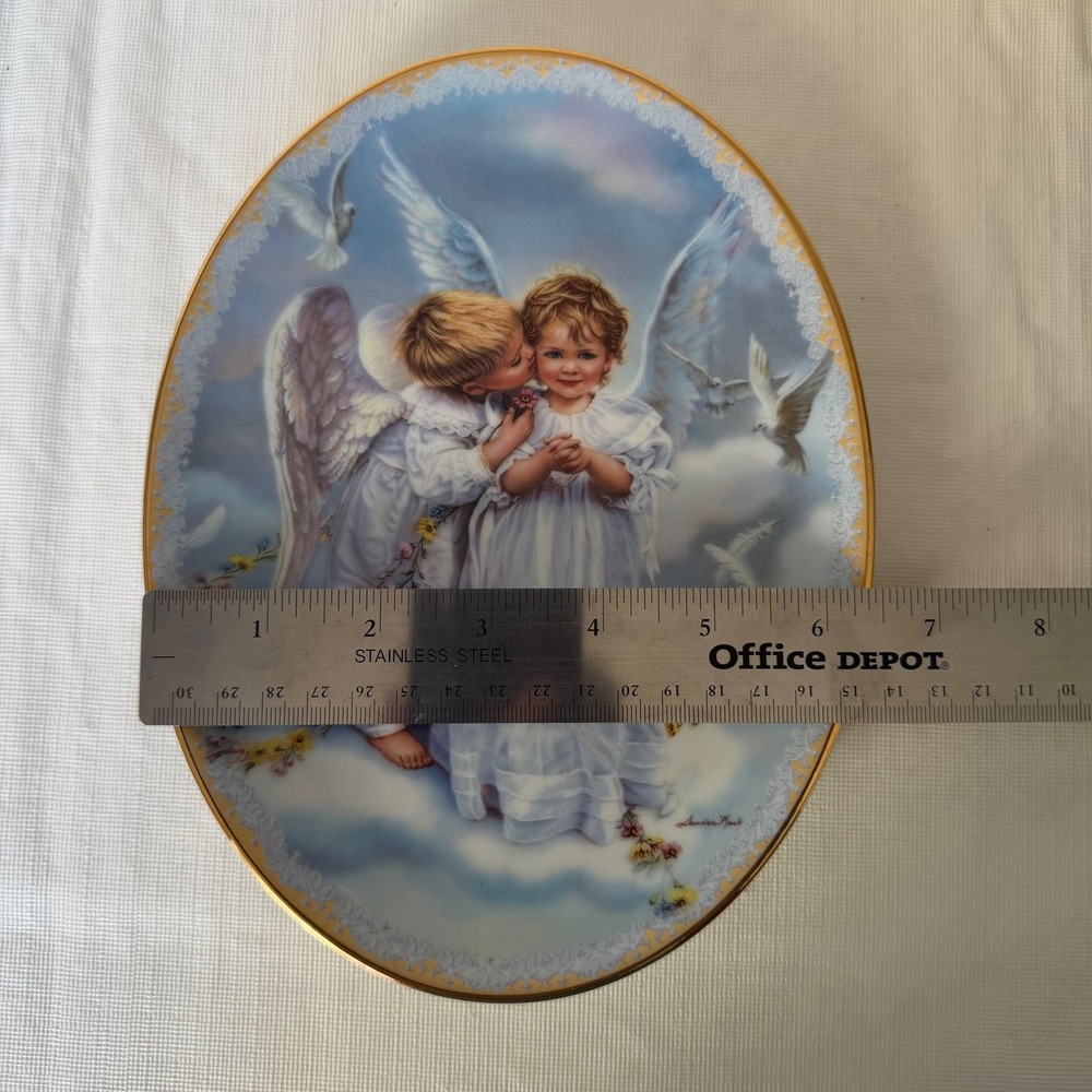 Sandra Kuck Angel Kisses Plate 1st Issue On Angels Wings Bradford Exchange 15435 - Picture 4 of 6